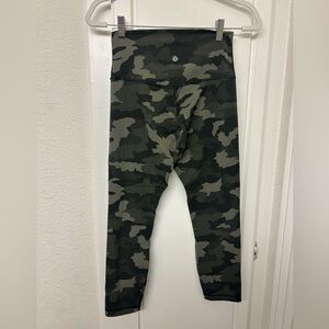 Lululemon Leggings Camo Crop